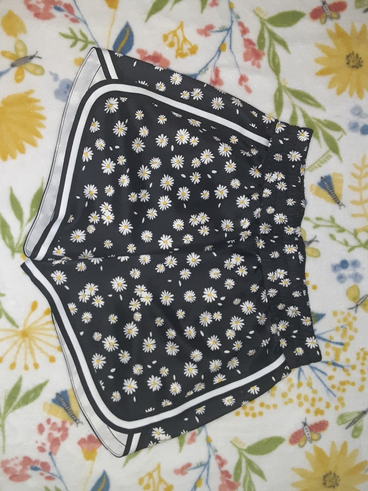 Shorts Size S/CH (3-5) brand NOBO